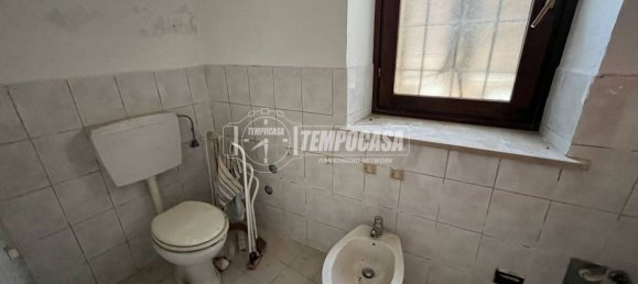 3 bedrooms House in Castellamonte, Italy No. 196954 28