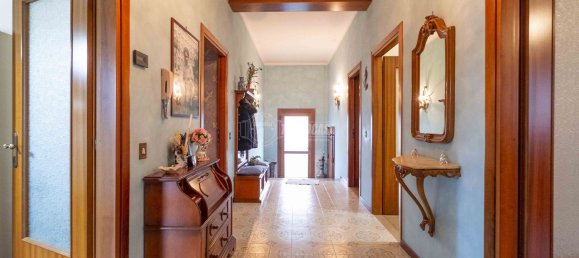 4-Zimmer Villa in Trecate, Italy, Nr. 123172 9