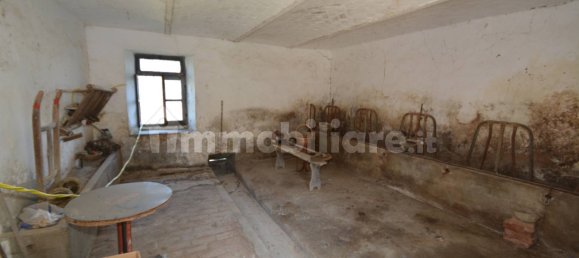 3 bedrooms House in Aramengo, Italy No. 171693 12