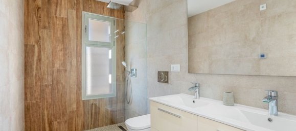 6 bedrooms Villa in Alicante, Spain No. 290712 18