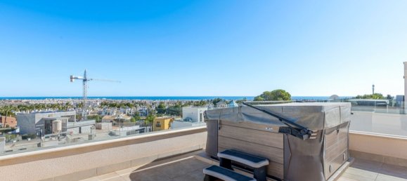 6 bedrooms Villa in Alicante, Spain No. 290712 2