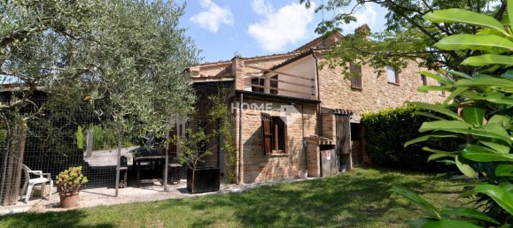 4 bedrooms House in Ripe San Ginesio, Italy No. 365070 10