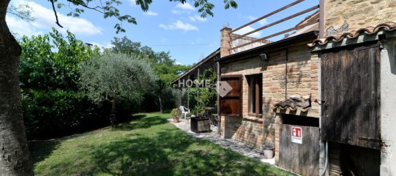 4 bedrooms House in Ripe San Ginesio, Italy No. 365070 11