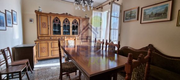 4-salle Appartement à Cornovecchio, Italy No. 178966 3