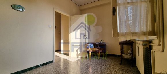 4-salle Appartement à Cornovecchio, Italy No. 178966 12