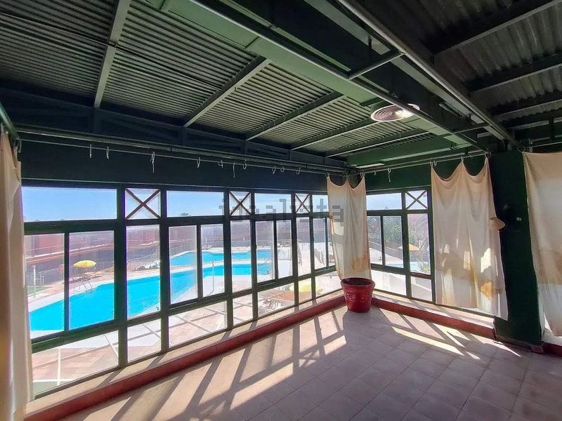 Imóvel comercial em San Bartolome De Tirajana, Spain 1080 m² N.º 160236