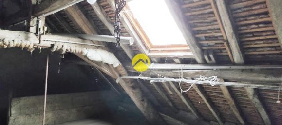 2 chambres Maison à Mareuil-sur-Arnon, France No. 86625 8