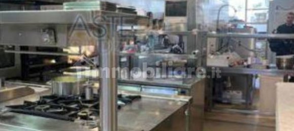 4 rooms Commercial property in Andria, Italy No. 339908 4