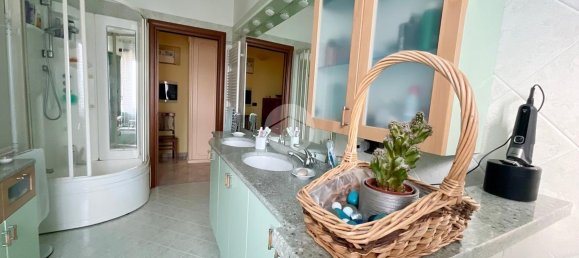 Villa de 6 habitaciónes en Turin, Italy No. 76201 34