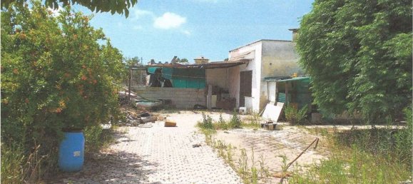 6 rooms Apartment in Aprilia, Italy No. 100482 5