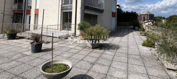 2 bedrooms Apartment in Castelfranco Veneto, Italy No. 59242 2