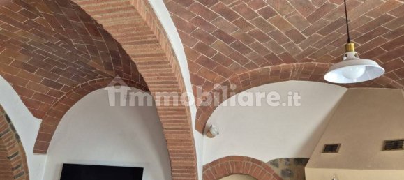 4 bedrooms Apartment in Sinalunga, Italy No. 225358 8