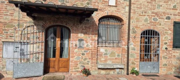 4 bedrooms Apartment in Sinalunga, Italy No. 225358 13