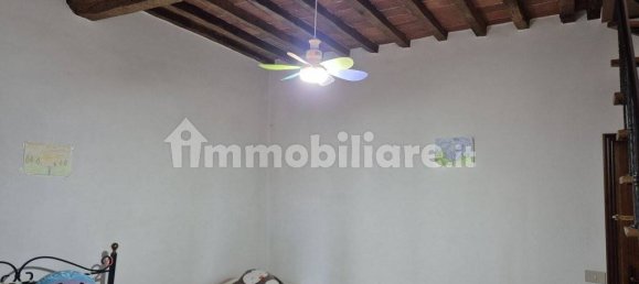 4 bedrooms Apartment in Sinalunga, Italy No. 225358 4