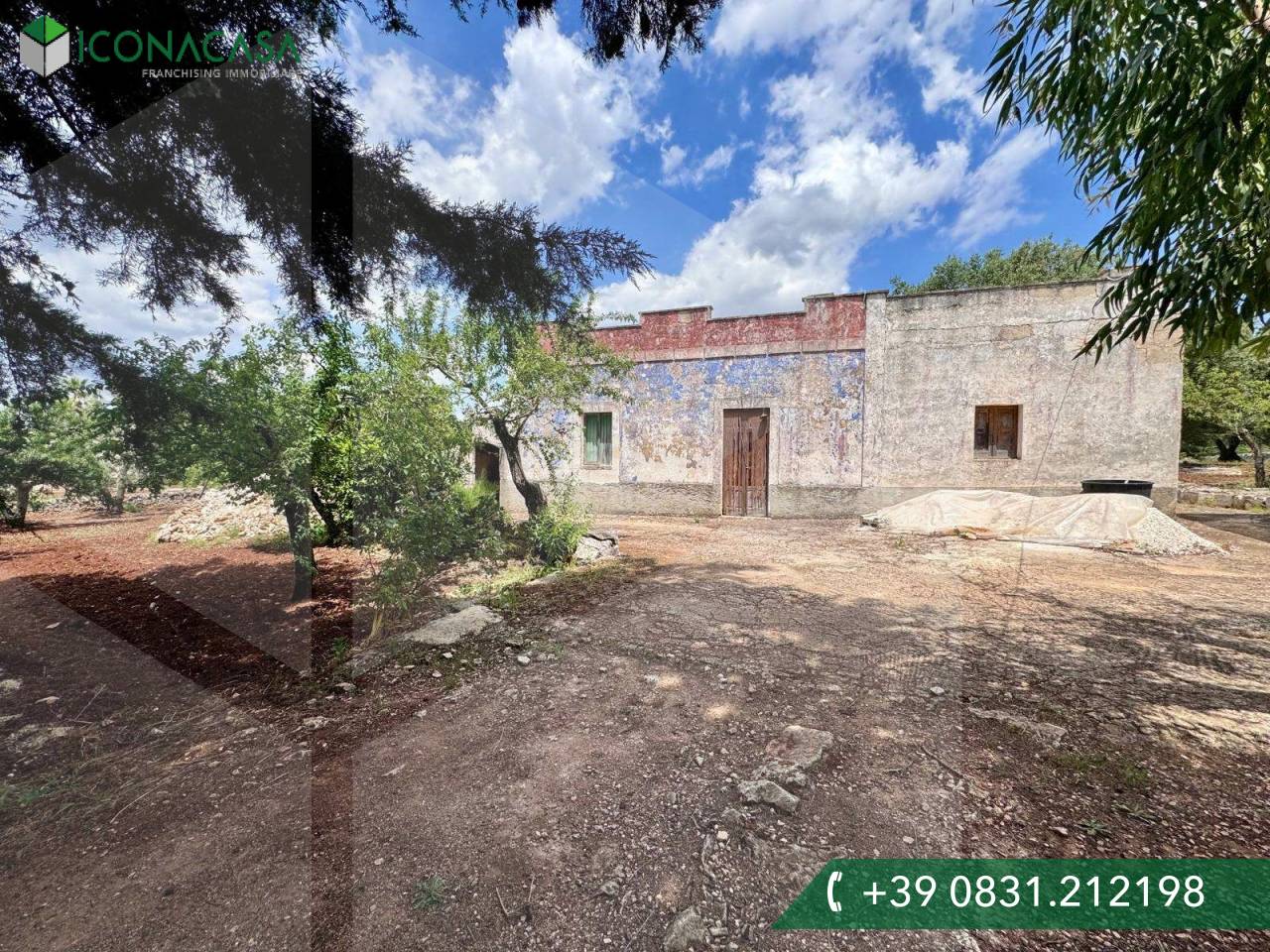 Casa de 3 divisões em Ceglie Messapica, Italy N.º 26576