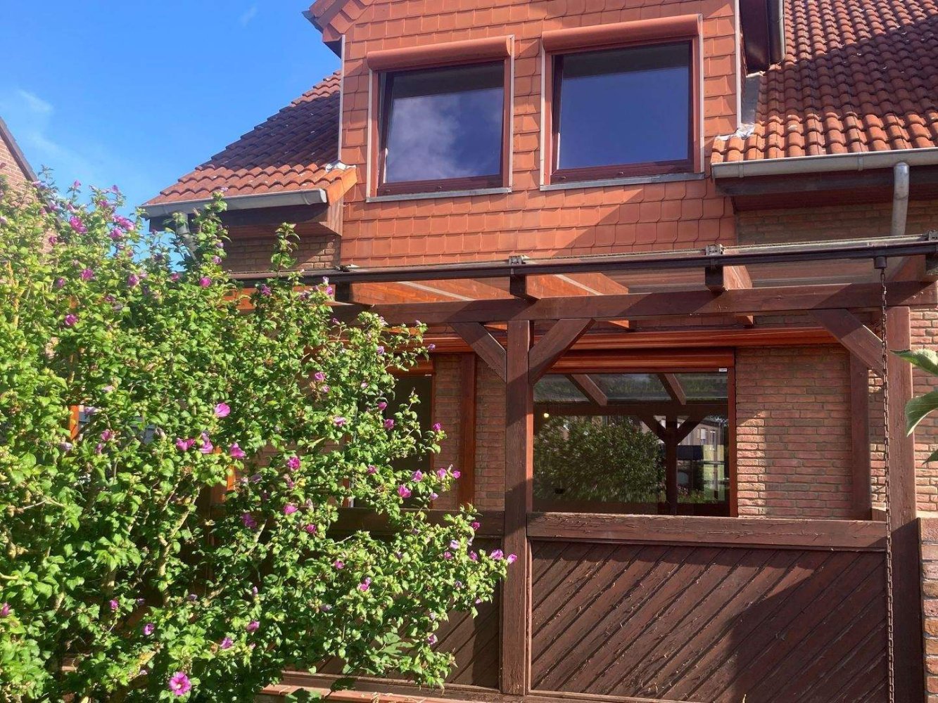 Таунхаус с 5 комнатами в Ганновер, Германия № 313682