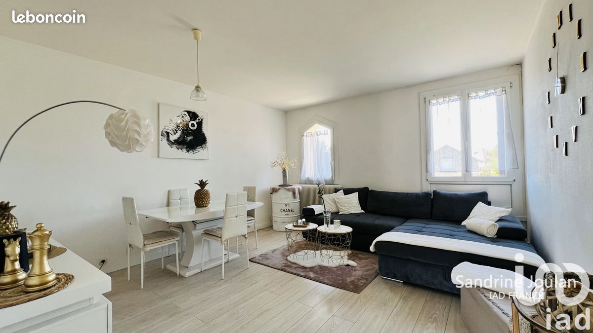 2 Schlafzimmer Wohnung in Nozay, France, Nr. 334106