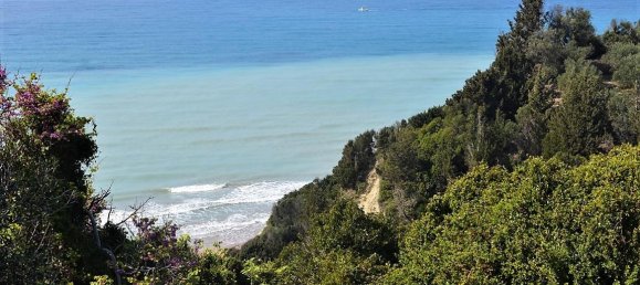 12000m² hôtel à vendre à Corfu, Central Corfu and Diapontian Islands, Corfu, Ionian Islands, Peloponnese, Western Greece and the Ionian, Greece № 5020 15