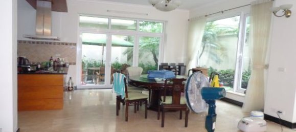 4 bedrooms Villa in Tay Ho, Vietnam No. 5710 4