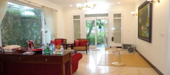 4 bedrooms Villa in Tay Ho, Vietnam No. 5710 3