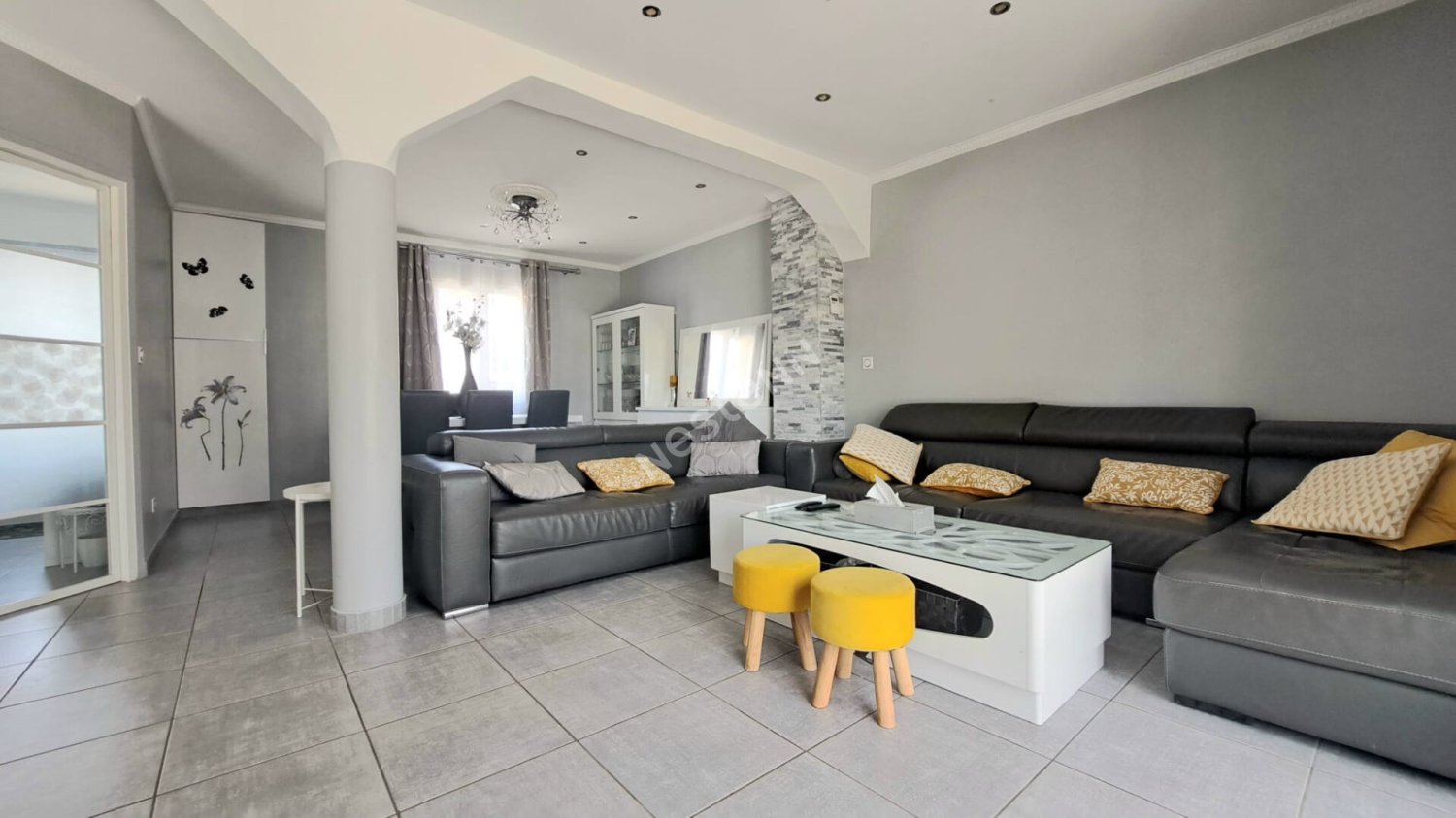 Casa de 4 dormitorios en Asnieres-sur-Oise, France No. 176452