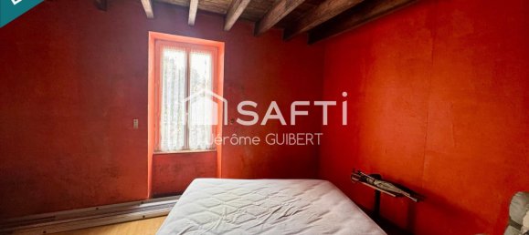 3 bedrooms House in Deux-Sevres, France No. 335192 2