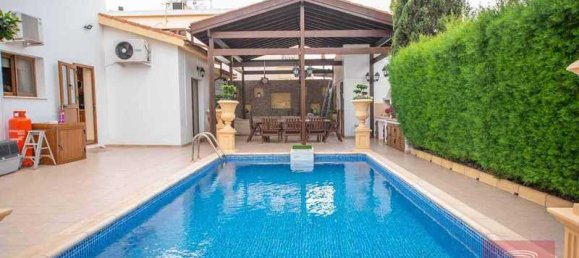 Villa de 4 dormitorios en Paralimni, Cyprus No. 7146 4