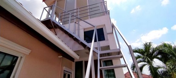 3 bedrooms Cafe / restaurant in Bang Sare, Thailand No. 53 9