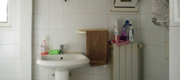 3 Schlafzimmer Wohnung in Cecina, Italy, Nr. 324024 8