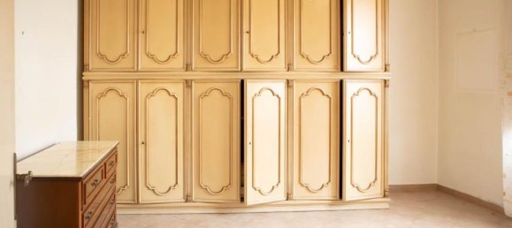 3 Schlafzimmer Wohnung in Cecina, Italy, Nr. 324024 6