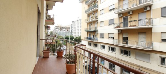 Apartamento de 5 divisões em Palermo, Italy N.º 50378 10