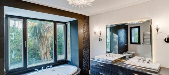 6 bedrooms Villa in Marbella, Spain No. 99458 25