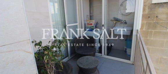 Apartamento de 2 dormitorios en Xaghra, Malta No. 5983 2