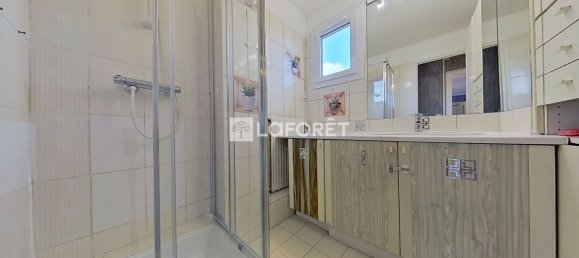 2 chambres Appartement à Noisy-le-Sec, France No. 174807 9