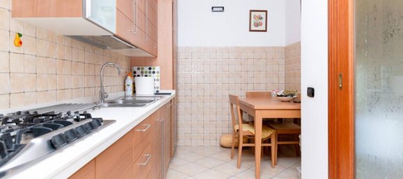 3 rooms Apartment in Monterotondo, Italy No. 41037 10