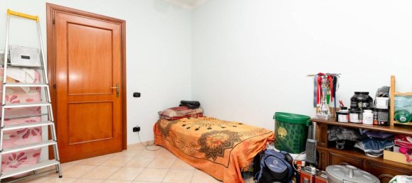 3 rooms Apartment in Monterotondo, Italy No. 41037 9