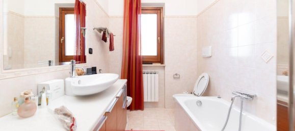 3 rooms Apartment in Monterotondo, Italy No. 41037 13