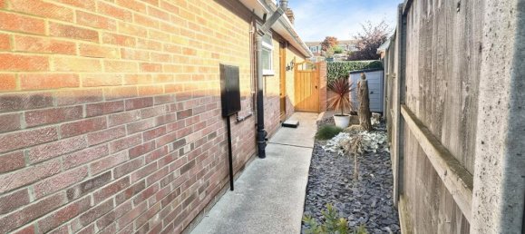 3 bedrooms Bungalow in Sheerness, United Kingdom No. 10714 17