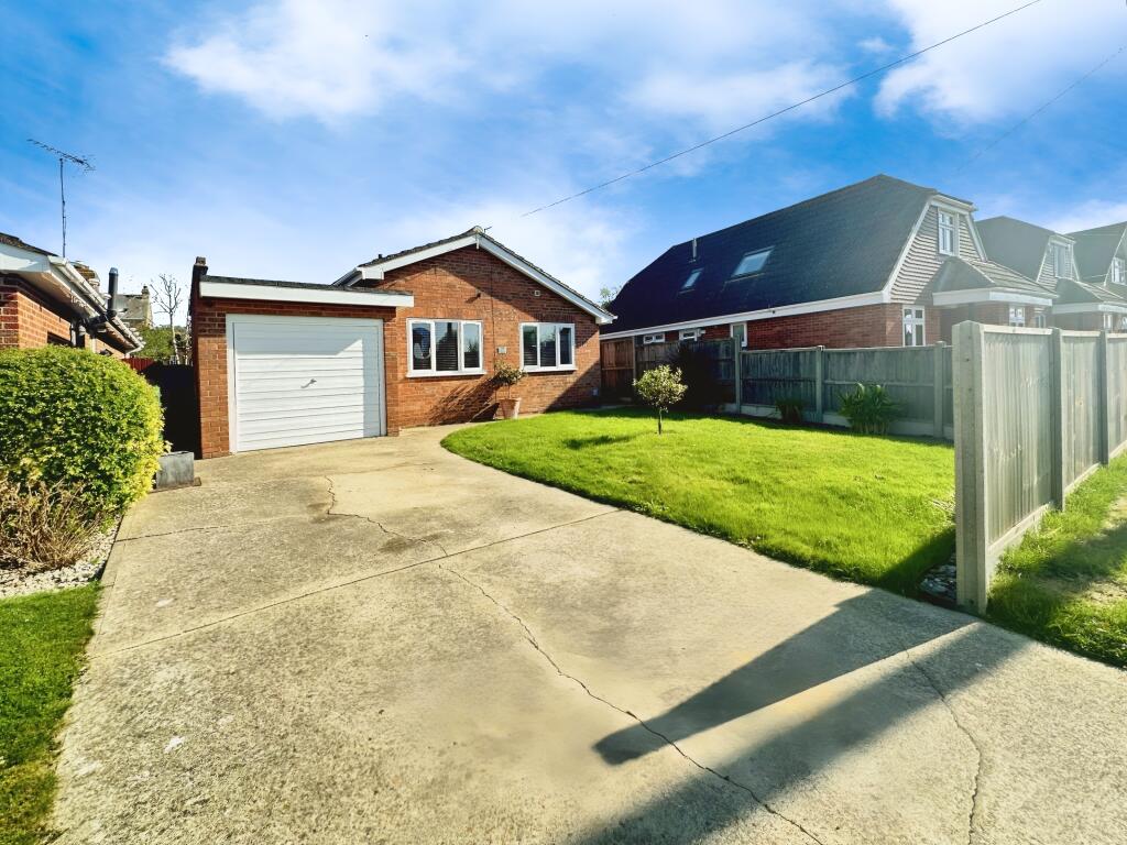 3 bedrooms Bungalow in Sheerness, United Kingdom No. 10714