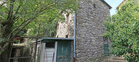 Casa de 9 habitaciónes en Pontremoli, Italy No. 142840 23