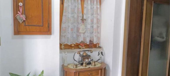 Casa de 9 habitaciónes en Pontremoli, Italy No. 142840 5