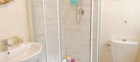 Casa de 9 habitaciónes en Pontremoli, Italy No. 142840 19