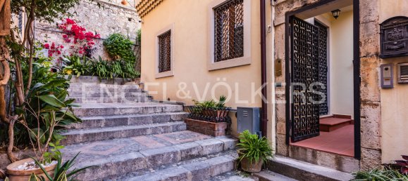 2 غرف نوم بناية في Taormina, Italy رقم 103962 2