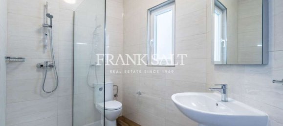 3 bedrooms Apartment in San Gwann, Malta No. 4982 16