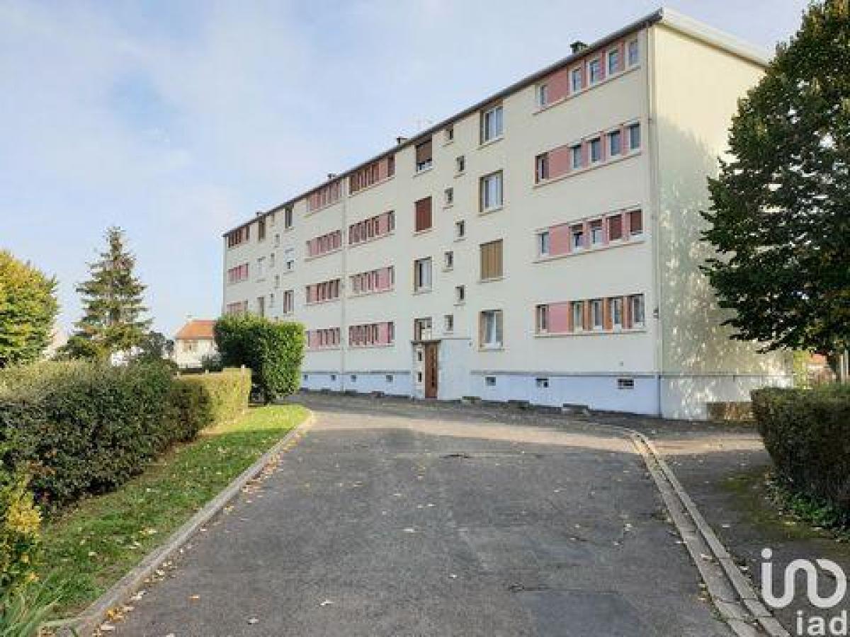 3 bedrooms Condo in Melun, France No. 34943