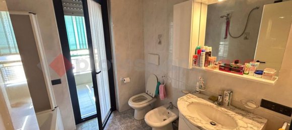 Квартира с 3 комнатами в Бари, Италия № 167266 8