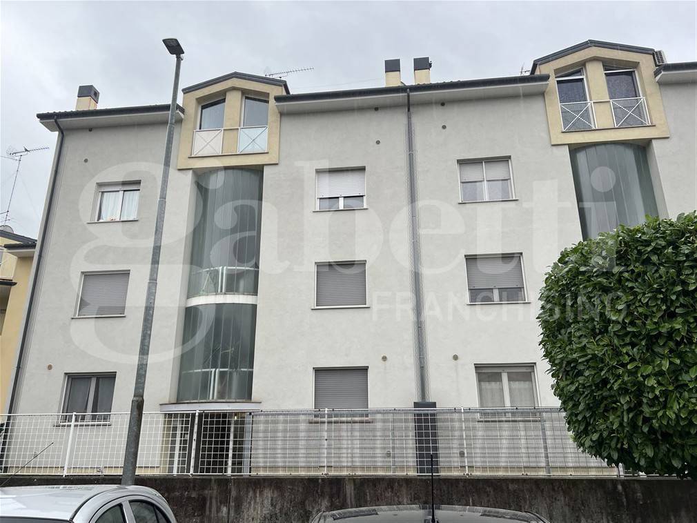 2 bedrooms Apartment in Gorizia, Italy No. 325748