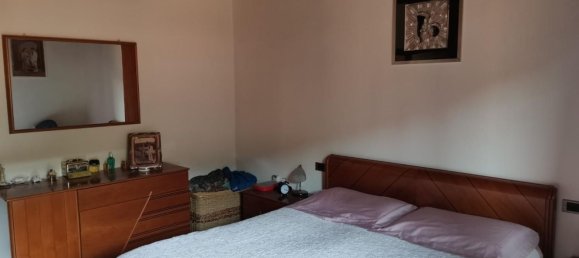 4 rooms Apartment in Poggibonsi, Italy No. 191620 4