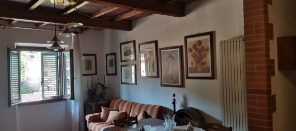 4 rooms Apartment in Poggibonsi, Italy No. 191620 10