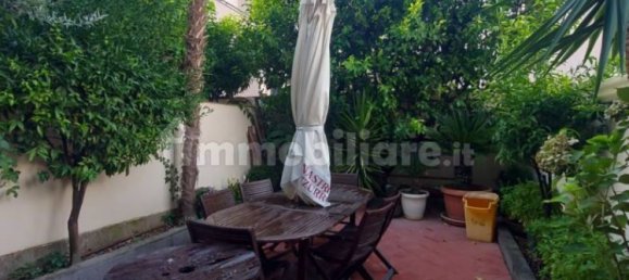 Villa T4 em Crispano, Italy N.º 328980 2